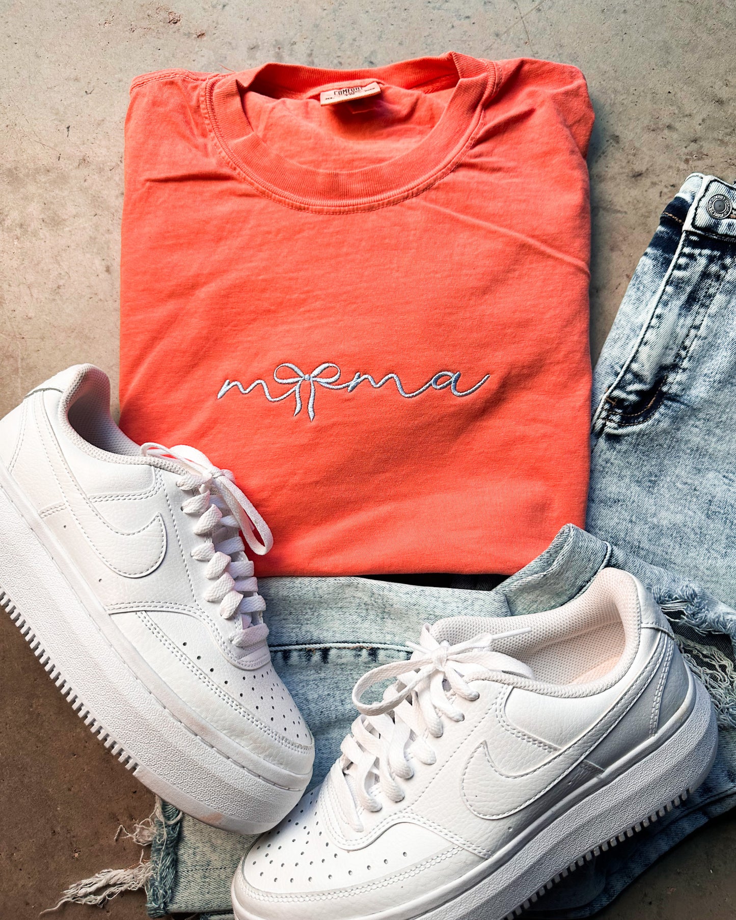 Mama Bow Embroidered Tee